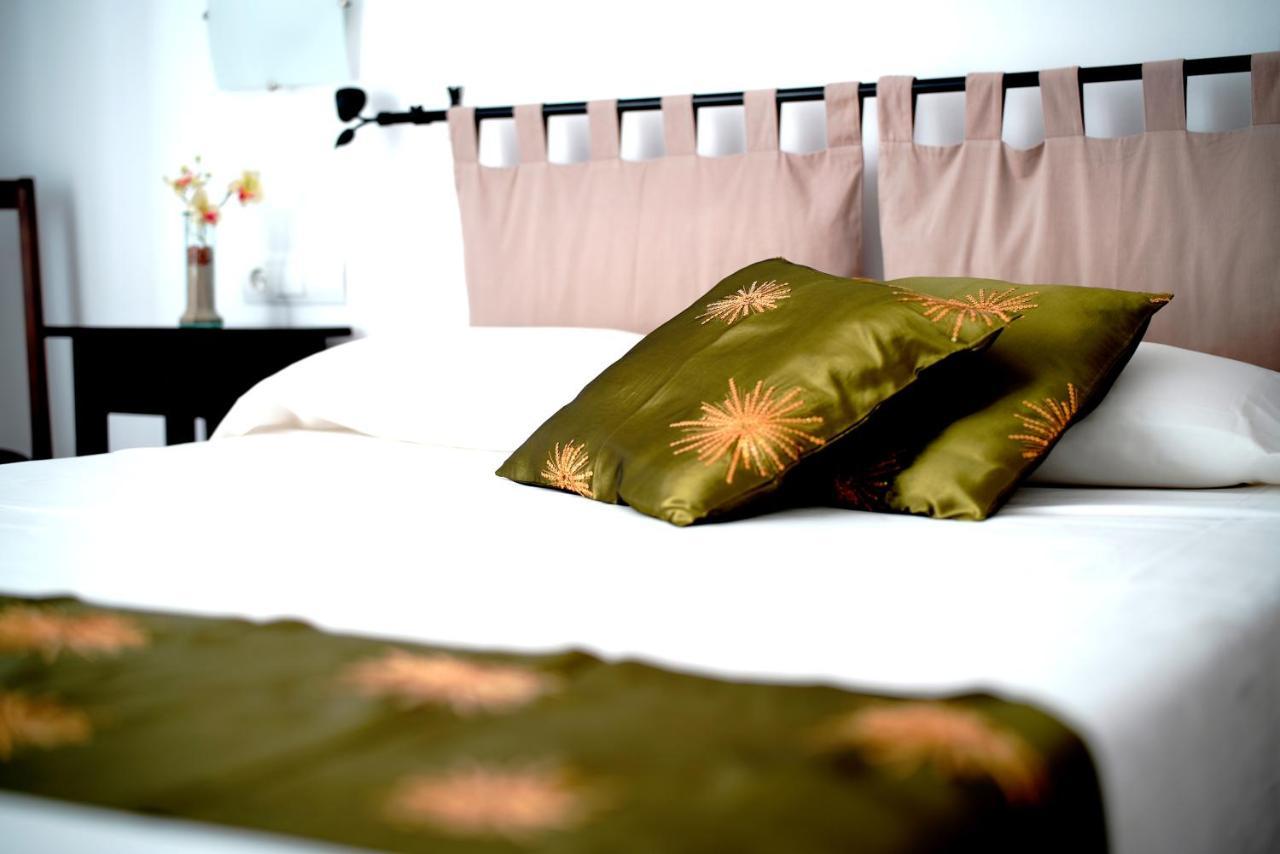 סנטה אאולריה דס ריו Hostal Yebisah מראה חיצוני תמונה