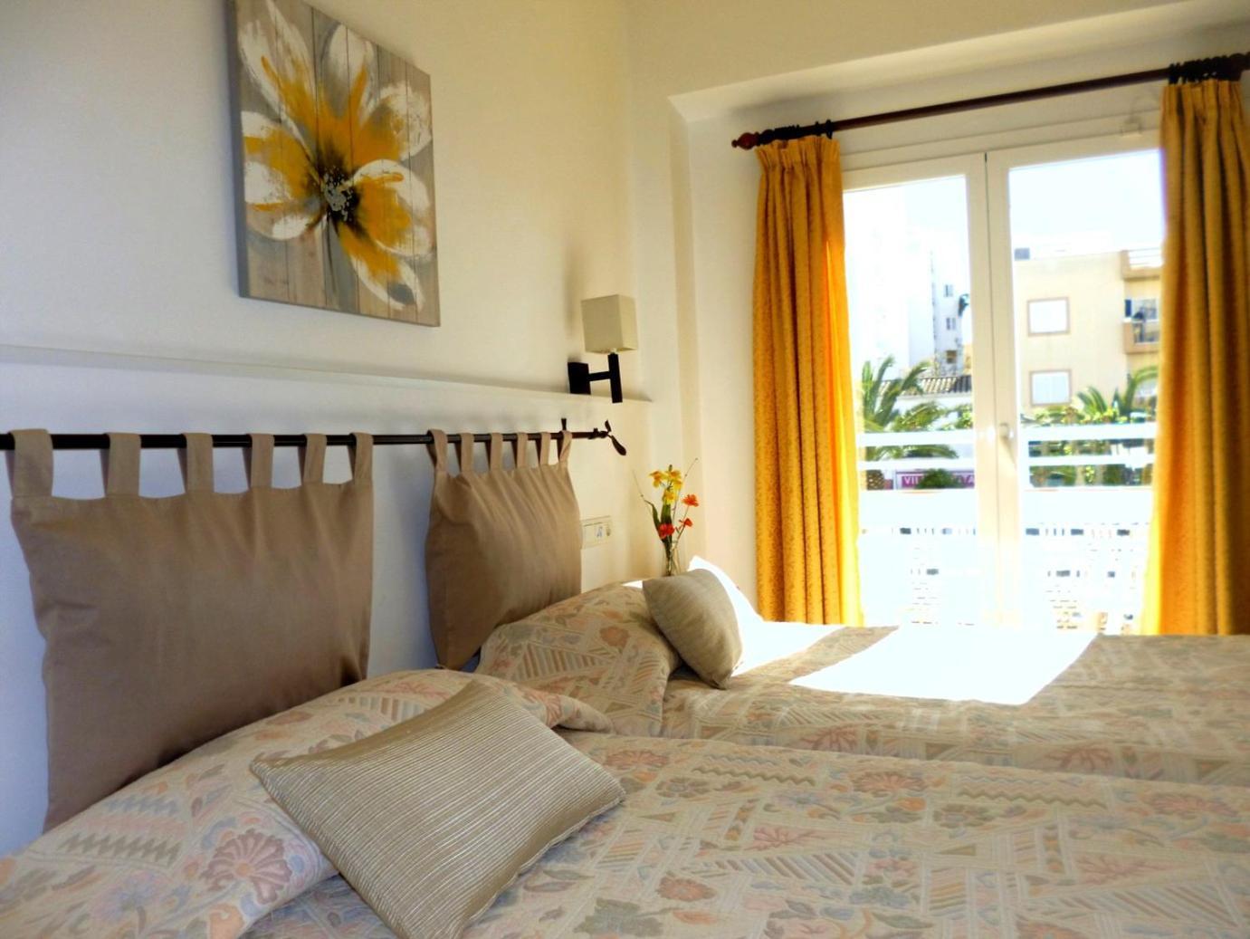סנטה אאולריה דס ריו Hostal Yebisah מראה חיצוני תמונה