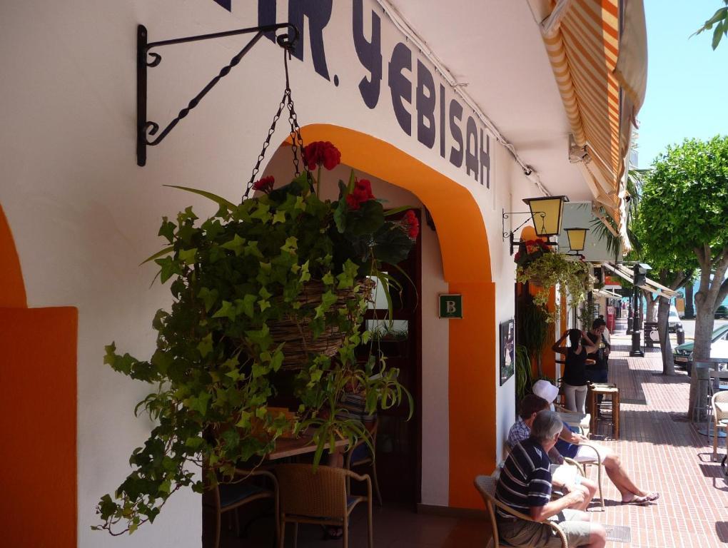 סנטה אאולריה דס ריו Hostal Yebisah מראה חיצוני תמונה