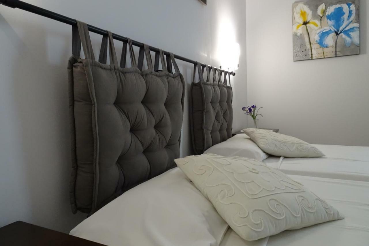סנטה אאולריה דס ריו Hostal Yebisah מראה חיצוני תמונה