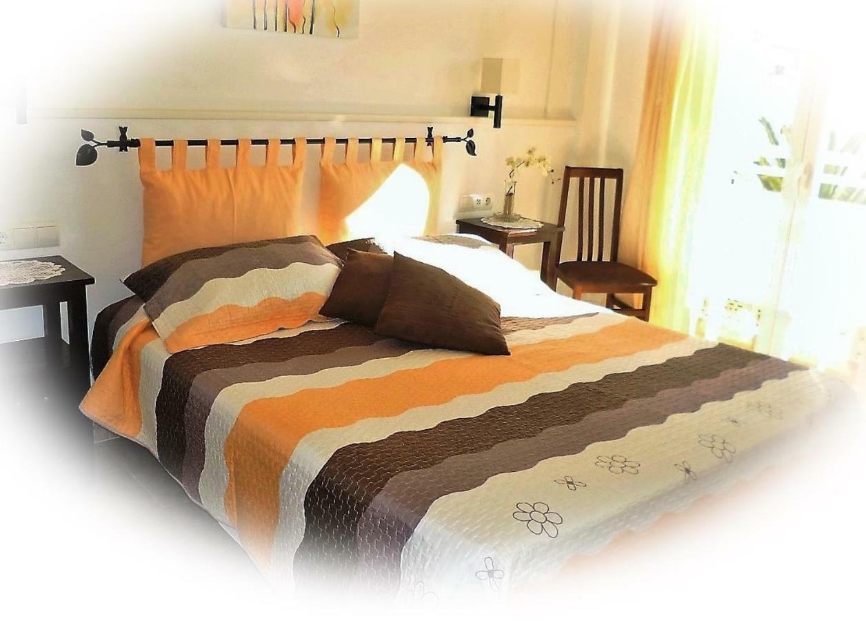 סנטה אאולריה דס ריו Hostal Yebisah מראה חיצוני תמונה